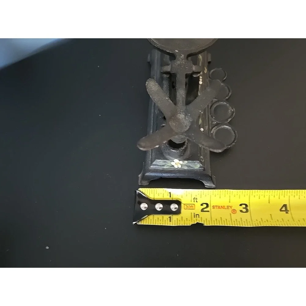 Vtg‎ Mini Cast Iron Balance Scale Weight Figure No Weights